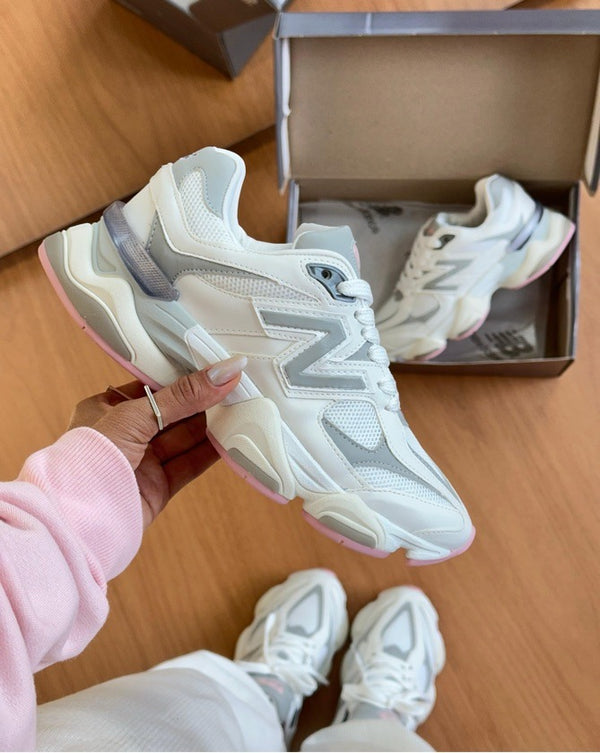 New Balance 9060 Branco em Couro Legítimo Sola Rosa
