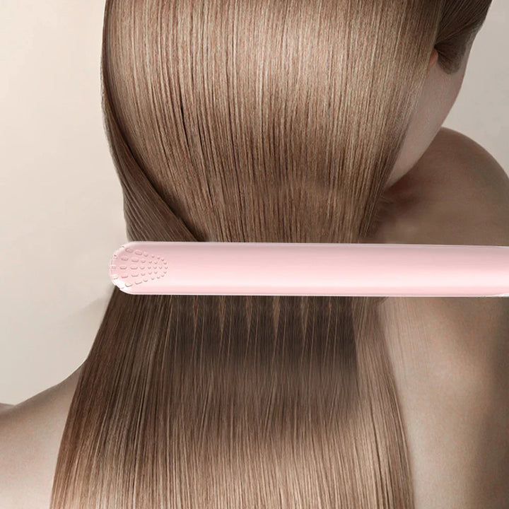 Mini Alisador Cerâmico Portátil Rosa: Cabelos Lisos e Brilhantes em Instantes
