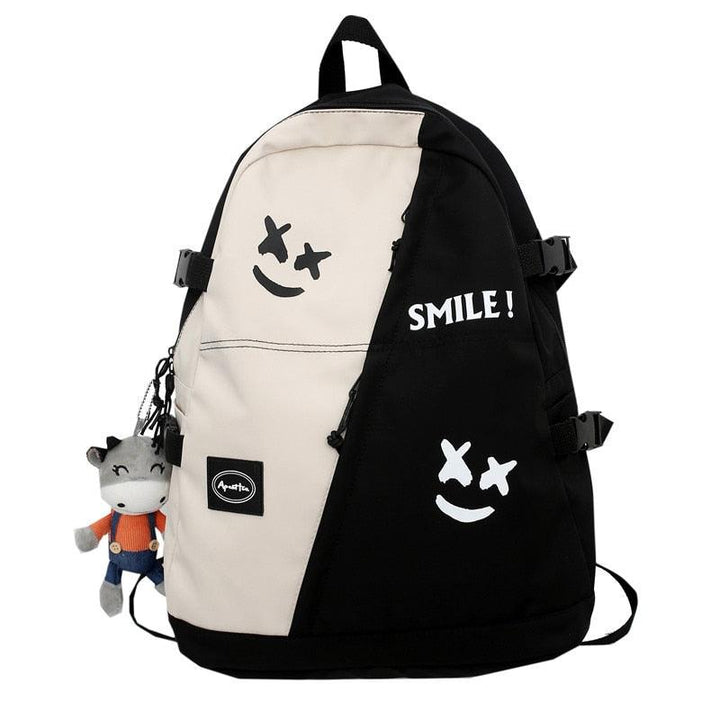 Mochila Escolar Grande Smile + Pingente de Vaquinha - Mariom Fashion